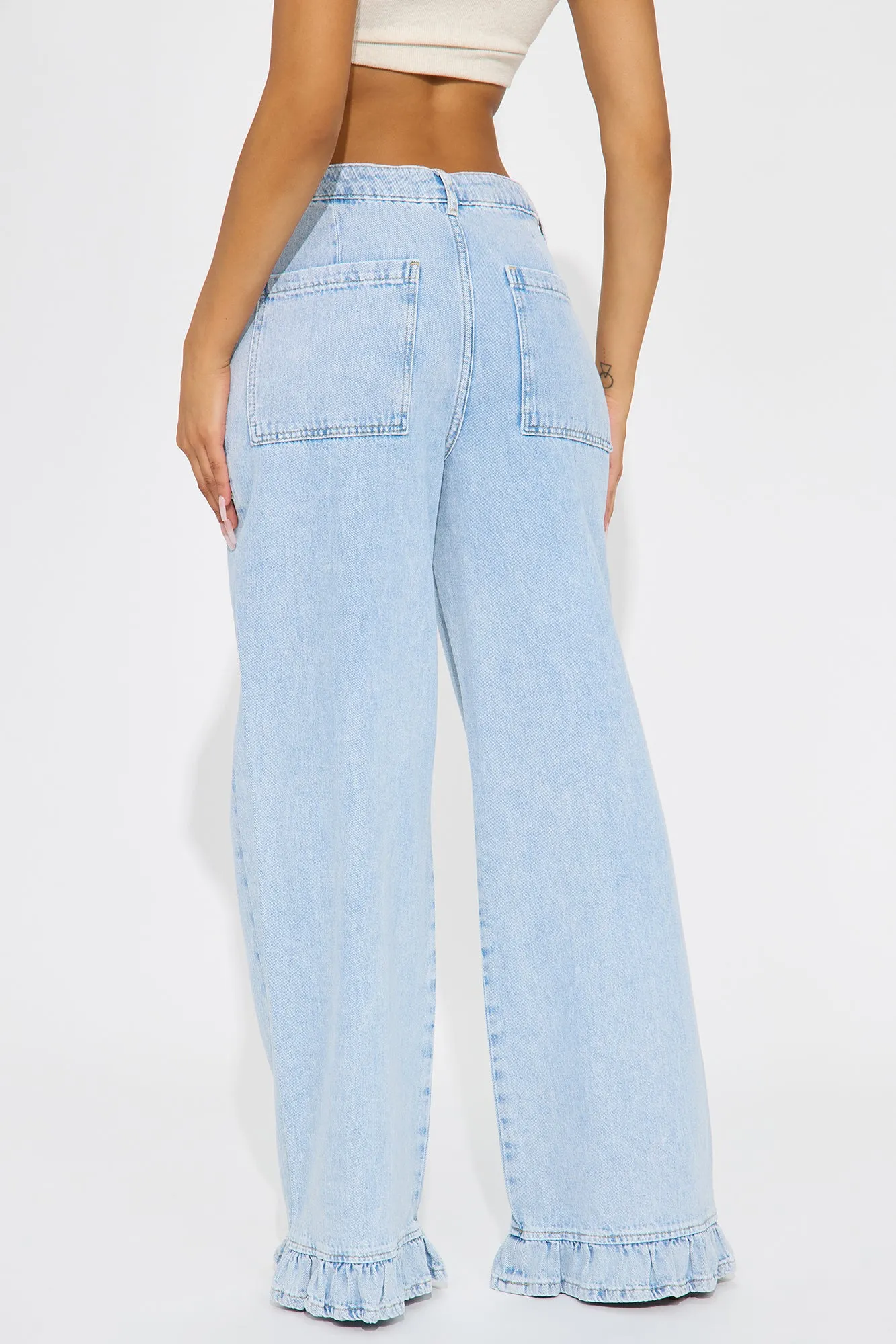 Amoura Ruffle Wide Leg Jeans - Light Wash