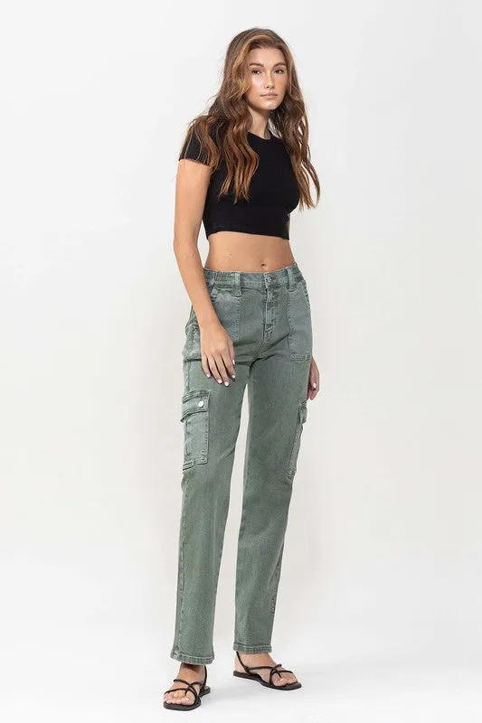 Mid Rise Straight Cargo Pocket Detail Jeans