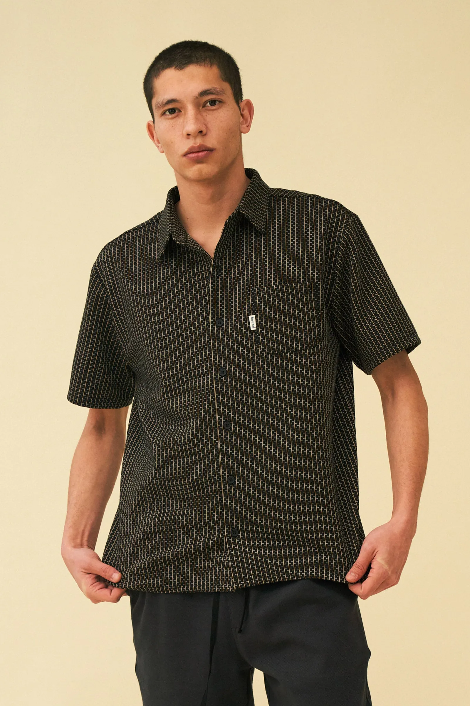 OSCURO PATTERNED TEXTURED POLO SHIRT - BLACK